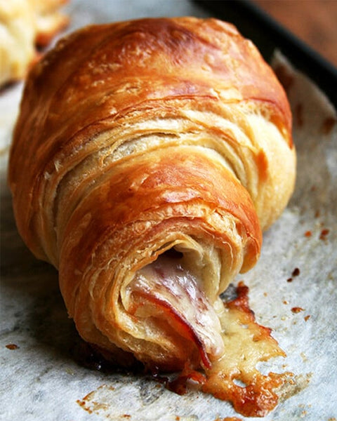Croissant Blend Triangle 3.75oz/100ct. CW